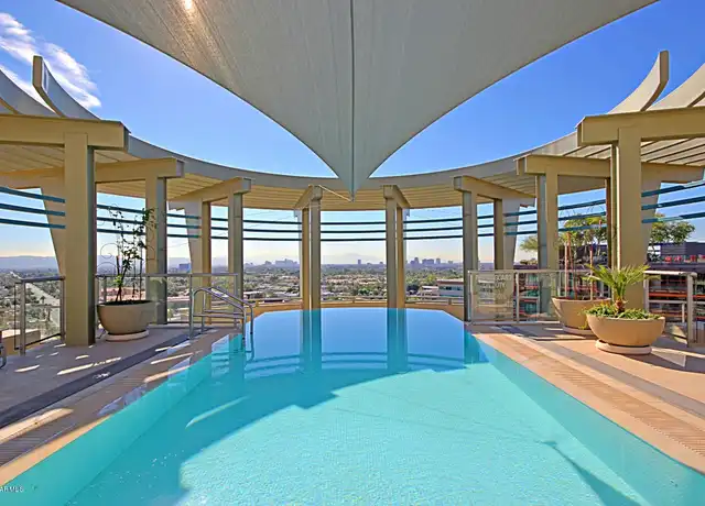 Property at 2402 E Esplanade Ln #401, Phoenix, AZ, 85016, 3 beds, 3 baths, [object Object]