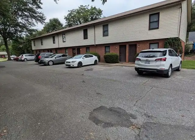 Property at 1637 16th St NE Unit 06, Hickory, NC, 28601, 2 beds, 1.5 baths, [object Object]