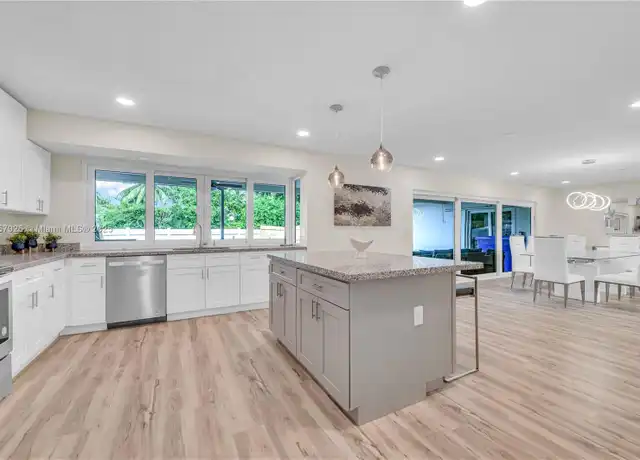 Property at 4901 W Park Rd, Hollywood, FL, 33021, 3 beds, 2 baths, [object Object]
