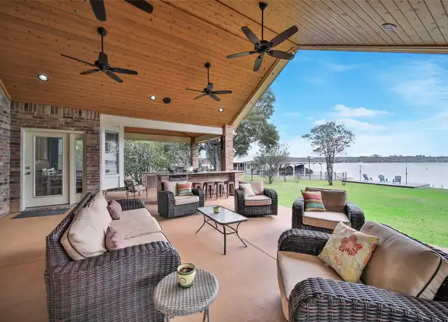 Property at 9698 E Shore Dr, Willis, TX, 77318, 4 beds, 3.5 baths, [object Object]