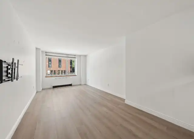 Property at 1760 2nd Ave Unit 3D, New York, NY, 10128, 0 beds, 1 bath, [object Object]
