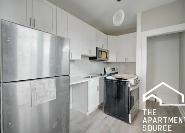 Property at 6521 N Newgard Ave, Chicago, IL, 60626, 2 beds, 1 bath, [object Object]