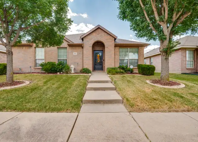 Property at 805 Canyon Pl, Desoto, TX, 75115, 3 beds, 2 baths, [object Object]