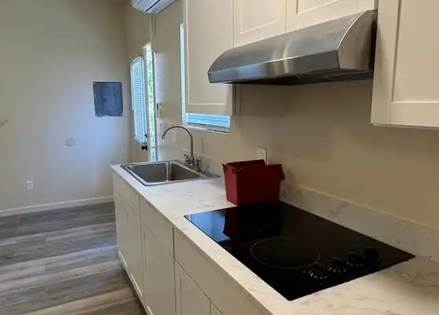 Property at 493 N Alta Ave Unit B, Dinuba, CA, 93618, 2 beds, 1 bath, [object Object]