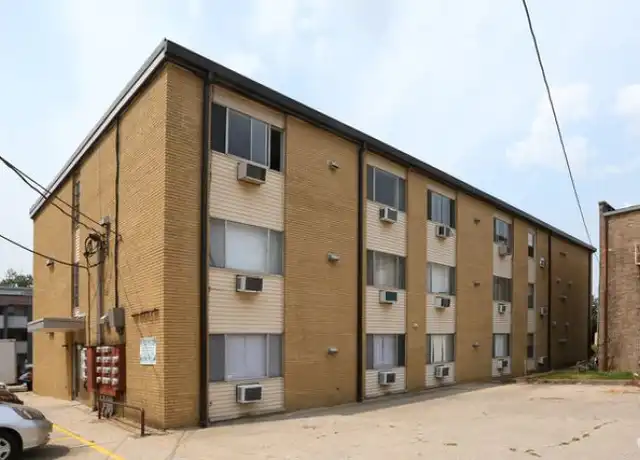 Property at 205 E Healey St Unit 1, Champaign, IL, 61820, 1 bed, 1 bath, [object Object]