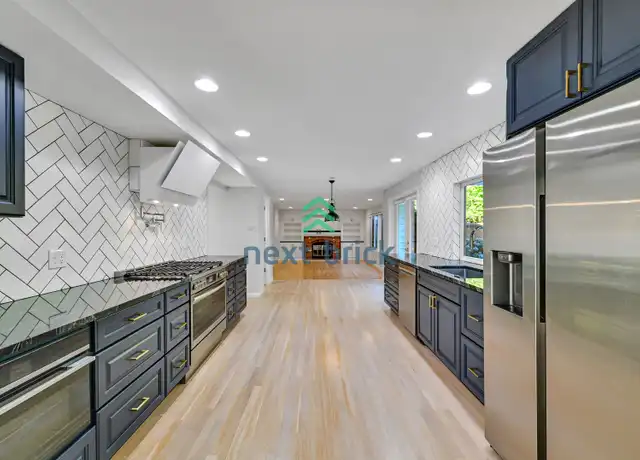 Property at 6118 147th Ave SE, Bellevue, WA, 98006, 5 beds, 3.5 baths, [object Object]