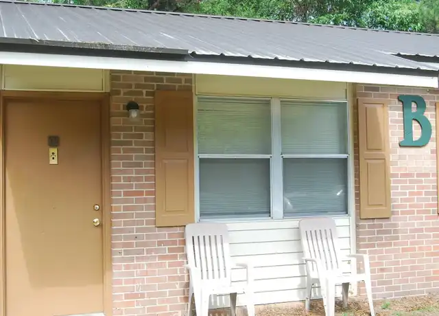 Property at 66 Gerald Robinson Dr Unit 101, Notasulga, AL, 36866, 1 bed, 1 bath, [object Object]