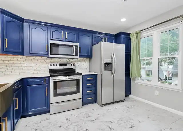 Property at 5951 Prescott Ct Unit 2, Charlotte, NC, 28269, 2 beds, 2.5 baths, [object Object]