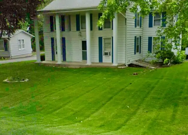 Property at 280 Chicago Rd Unit 308 Upper, Oswego, IL, 60543, 3 beds, 1 bath, [object Object]