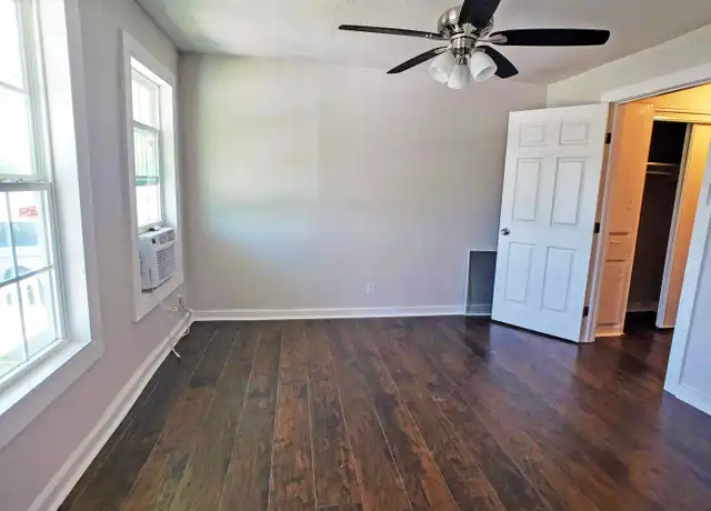 Property at 1529 N Walters St Unit 3, San Antonio, TX, 78202, 2 beds, 1 bath, [object Object]