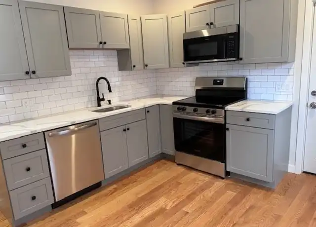 Property at 620 Hyde Park Ave Unit 620, Roslindale, MA, 02131, 2 beds, 1 bath, [object Object]