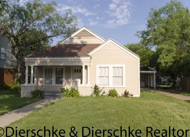 Property at 1007 Austin St, San Angelo, TX, 76903, 3 beds, 2 baths, [object Object]