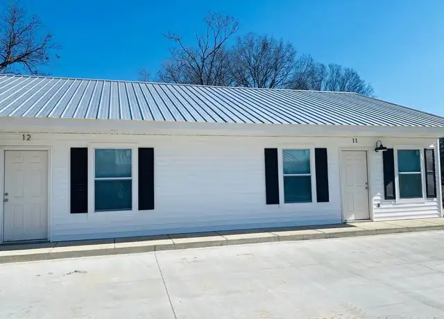 Property at 1800 Grammont St, Monroe, LA, 71201, 2 beds, 1 bath, [object Object]