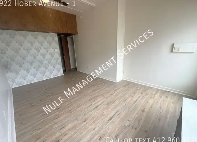Property at 922 Hober Ave Unit 1, McKees Rocks, PA, 15136, 1 bed, 1 bath, [object Object]