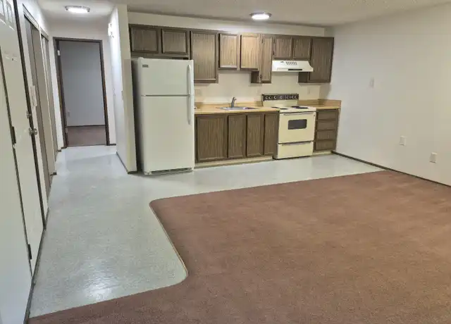 Property at 1271 NE Hogan Pl, Gresham, OR, 97030, 1 bed, 1 bath, [object Object]