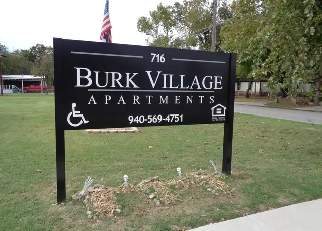 Property at 716 Park St Unit 101, Burkburnett, TX, 76354, 1 bed, 1 bath, [object Object]