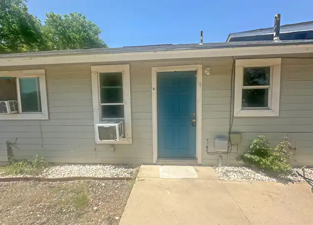 Property at 378 E Petaluma Blvd Unit D, San Antonio, TX, 78221, 2 beds, 1 bath, [object Object]
