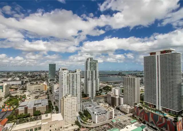 Property at 151 SE 1st St #2408, Miami, FL, 33131, 0 beds, 1 bath, [object Object]