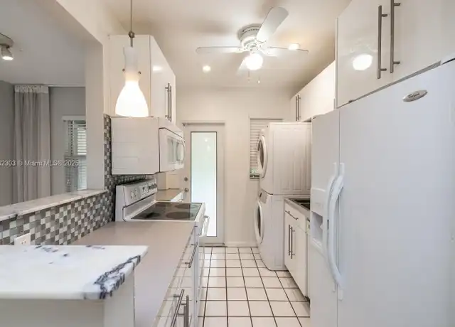 Property at 1029 NE 113th St, Biscayne Park, FL, 33161, 2 beds, 1 bath, [object Object]