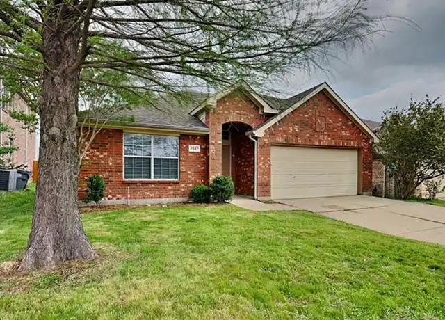 Property at 2027 Fair Crest Trl, Forney, TX, 75126, 4 beds, 2 baths, [object Object]