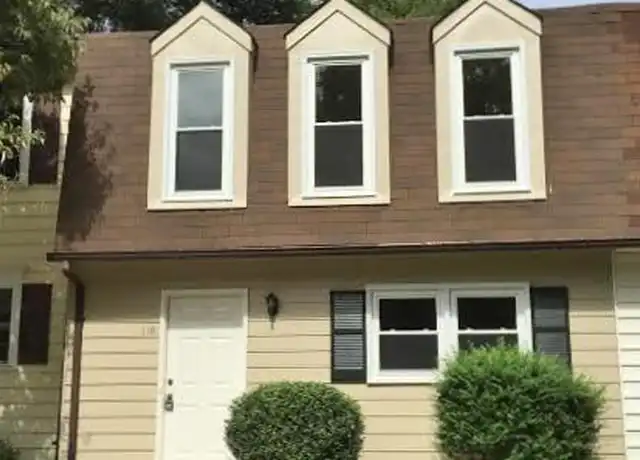 Property at 118 Kings Mill Dr, Fredericksburg, VA, 22401, 2 beds, 1.5 baths, [object Object]