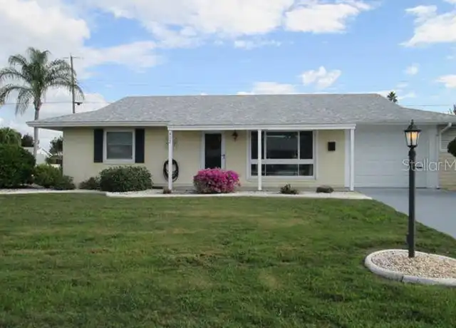 Property at 802 Oakmont Ave, Sun City Center, FL, 33573, 2 beds, 2 baths, [object Object]