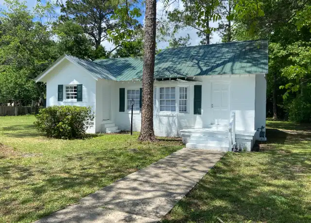 Property at 216 W Stewart Ave, Opp, AL, 36467, 2 beds, 1 bath, [object Object]