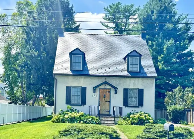 Property at 2314 Wood St, Lancaster, PA, 17603, 2 beds, 1.5 baths, [object Object]