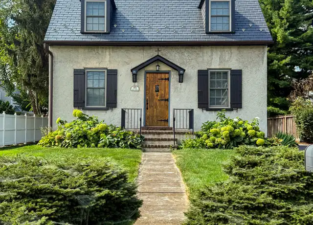 Property at 2314 Wood St, Lancaster, PA, 17603, 2 beds, 1.5 baths, [object Object]