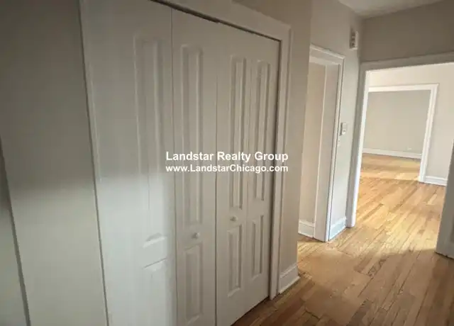 Property at 830 Reba Pl, Evanston, IL, 60202, 1 bed, 1 bath, [object Object]