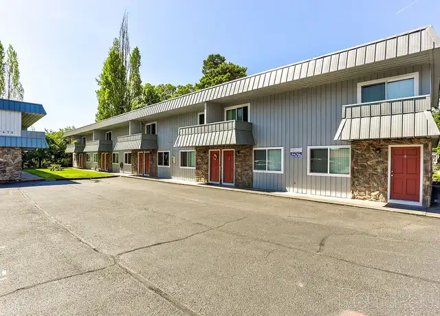 Property at Arrowsmith Apartments - 2415 Columbia Blvd, St Helens, OR, 97051, 2 beds, 1 bath, [object Object]