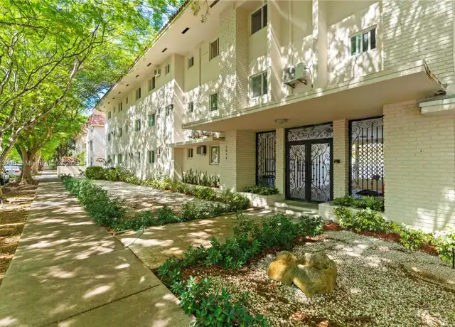Property at 1014 Salzedo St #105, Coral Gables, FL, 33134, 0 beds, 1 bath, [object Object]