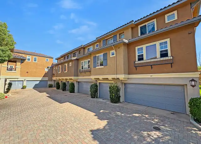 Property at 94 Via Sovana, Santee, CA, 92071, 2 beds, 2.5 baths, [object Object]