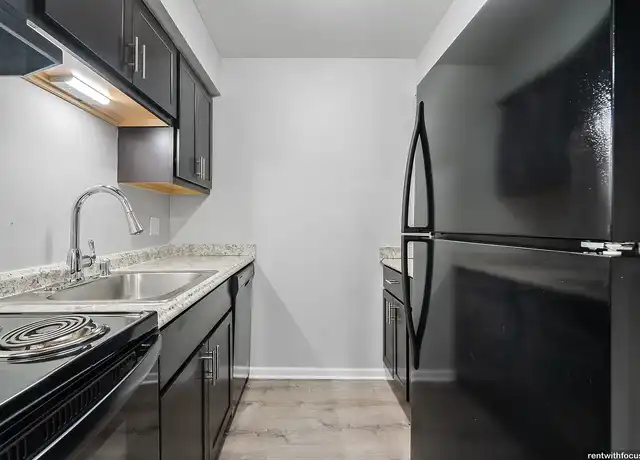 Property at Franklin Park - 6311-6323 22674th, Greenfield, WI, 53221, 1-2 bed, 1-1.5 bath, [object Object]