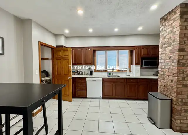 Property at 45 Bowen Ave Unit 1B, Medford, MA, 02155, 4 beds, 2 baths, [object Object]