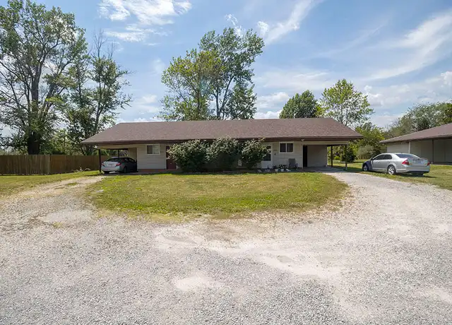 Property at 6825 N Brown Station Rd Unit B, Columbia, MO, 65202, 2 beds, 1 bath, [object Object]