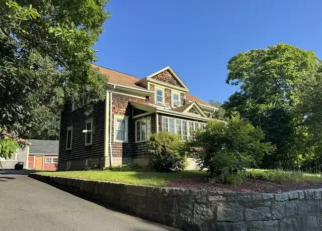 Property at 563 N Washington St Unit B, North Attleborough, MA, 02760, 1 bed, 1 bath, [object Object]