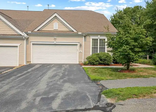 Property at 68 Buttercup Ln #68, South Grafton, MA, 01560, 2 beds, 2.5 baths, [object Object]