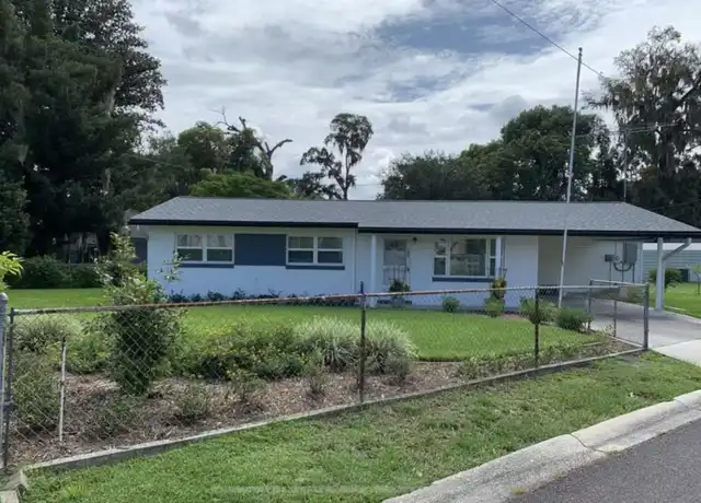 Property at 400 Pearl St, Green Cove Springs, FL, 32043, 3 beds, 2 baths, [object Object]