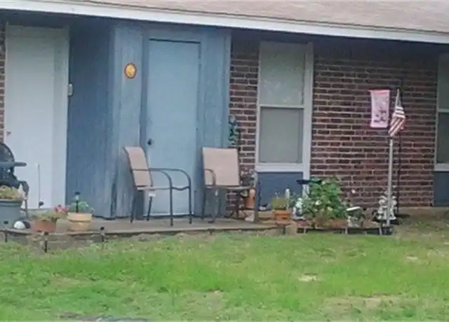 Property at 700 W Broad St, Linden, TX, 75563, 1 bed, 1 bath, [object Object]