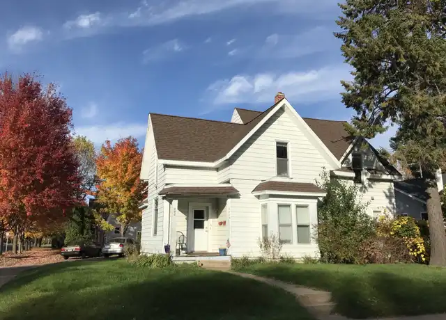Property at 402 Lincoln Ave, Eau Claire, WI, 54701, 3 beds, 1 bath, [object Object]