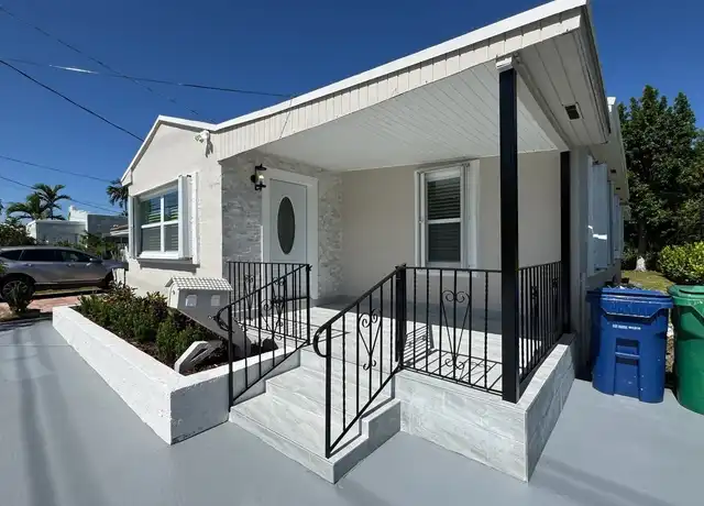 Property at 2117 SW 62nd Ave Unit NA, Miami, FL, 33155, 3 beds, 2 baths, [object Object]