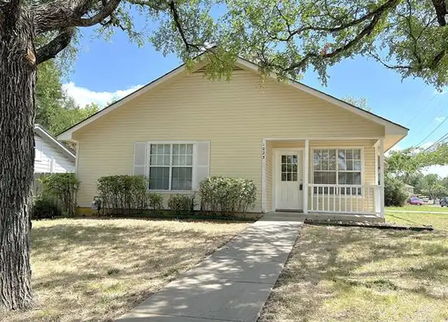 Property at 1023 Fannin St, Denton, TX, 76201, 4 beds, 2 baths, [object Object]