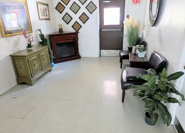 Property at 5650 NW 219th Street Rd, Micanopy, FL, 32667, 17 beds, 12 baths, [object Object]