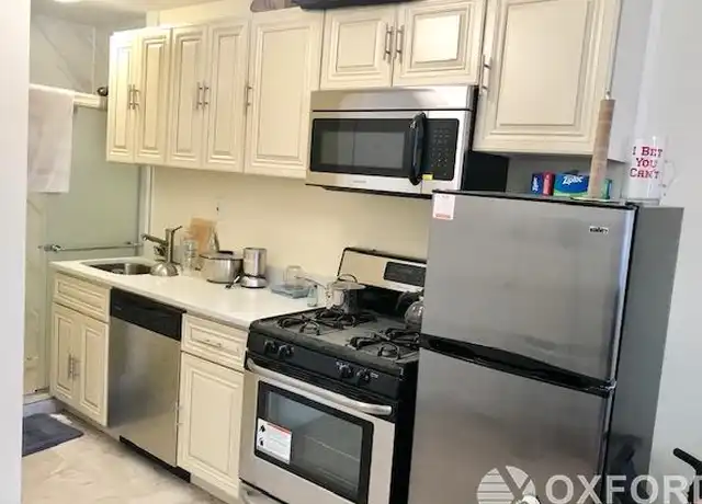 Property at 414 E 78th St, New York, NY, 10075, 0 beds, 1 bath, [object Object]