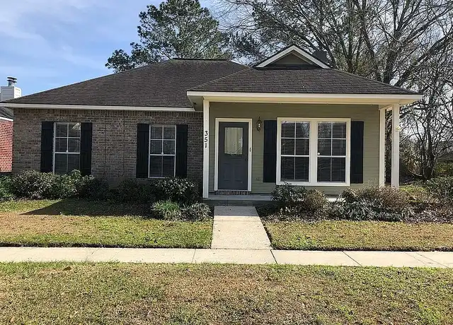 Property at 351 Meadow Crossing Dr, Baton Rouge, LA, 70820, 3 beds, 2 baths, [object Object]