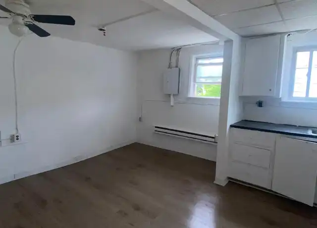 Property at 912 Park St Unit 2, Syracuse, NY, 13208, 1 bed, 1 bath, [object Object]