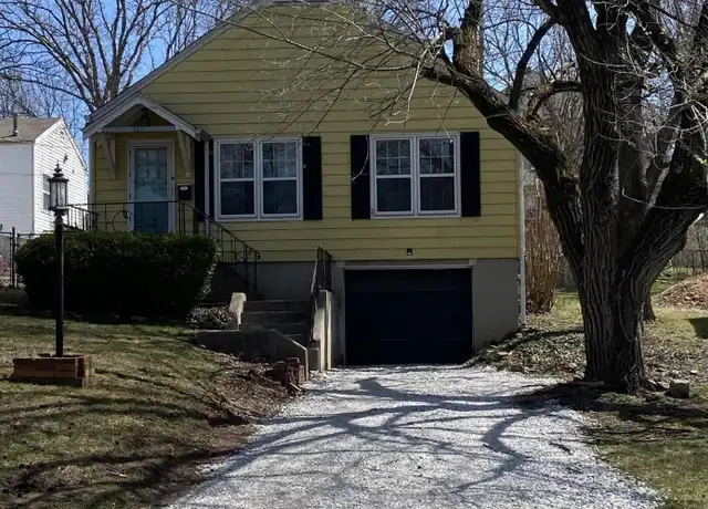 Property at 713 N Jackson Ave, Joplin, MO, 64801, 2 beds, 1 bath, [object Object]