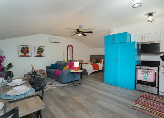 Property at 319 E Courtland Pl Unit 323, San Antonio, TX, 78212, 1 bed, 1 bath, [object Object]