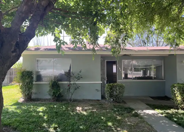 Property at 32139 N Floral St, Visalia, CA, 93291, 3 beds, 1 bath, [object Object]